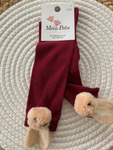 Load image into Gallery viewer, Meia pata burgundy socks