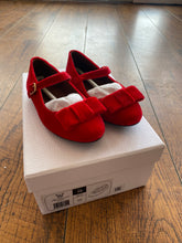 Load image into Gallery viewer, Age off innocence Ellen berry red shoe